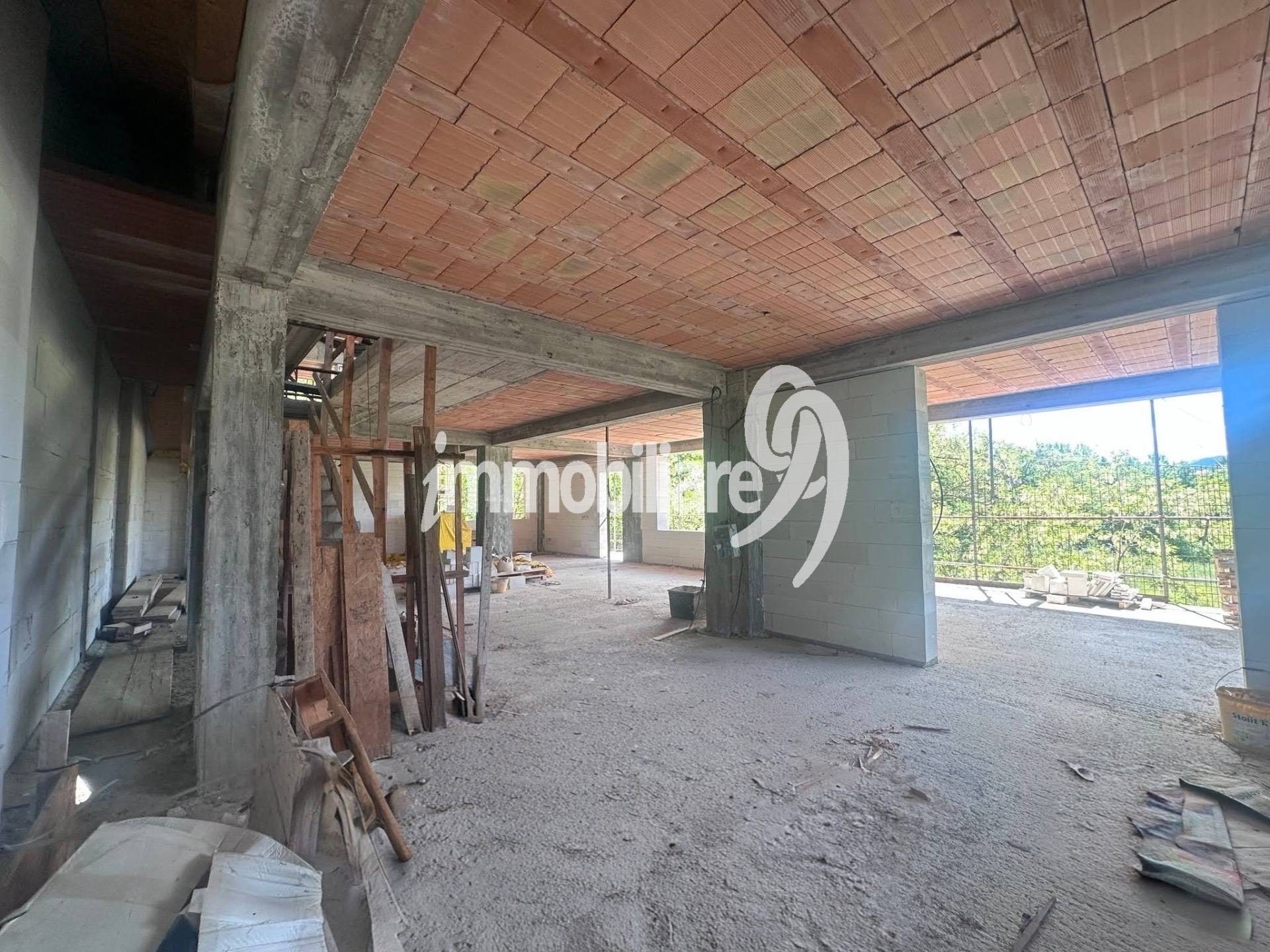 Villa in vendita a Pizzoli, Boccanello