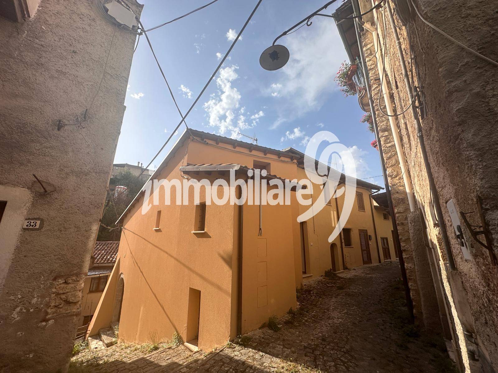 Casa cielo Terra in vendita a L'Aquila, Camarda