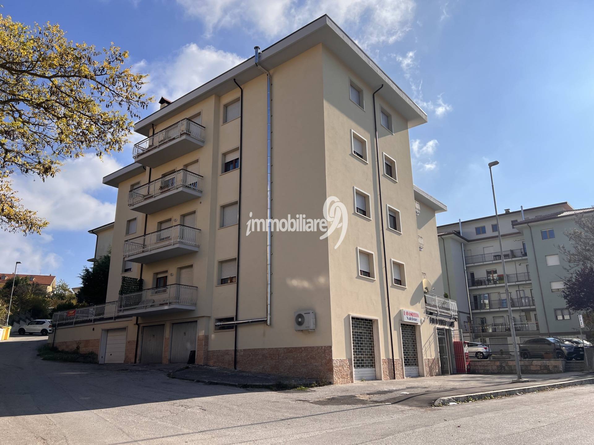 Appartamento in vendita a L'Aquila, Piazza d'Armi