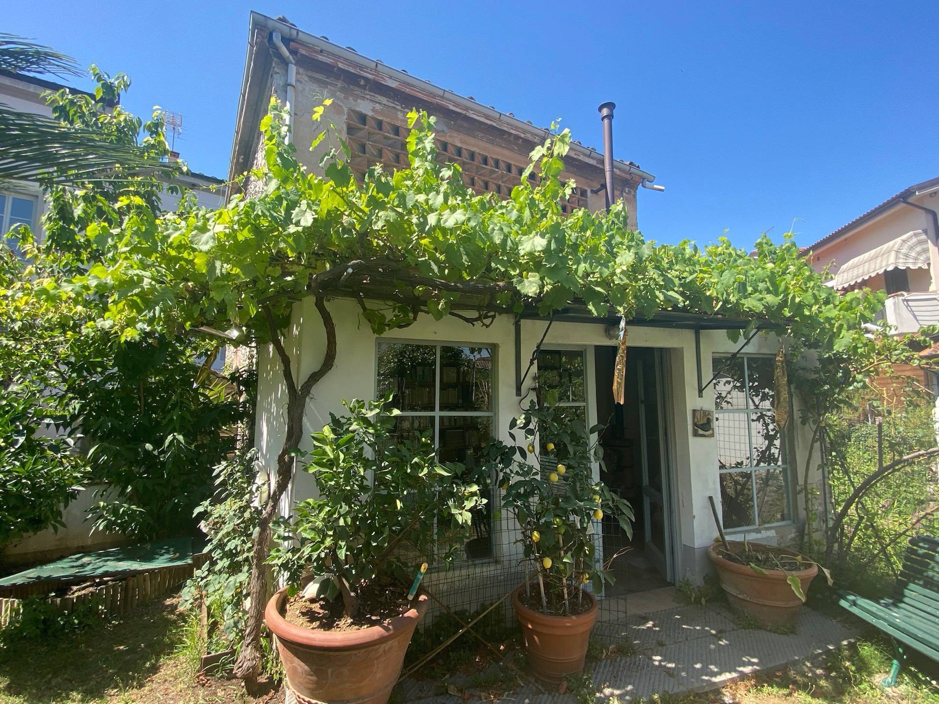 Villa in vendita a Lucca, Ponte a Moriano