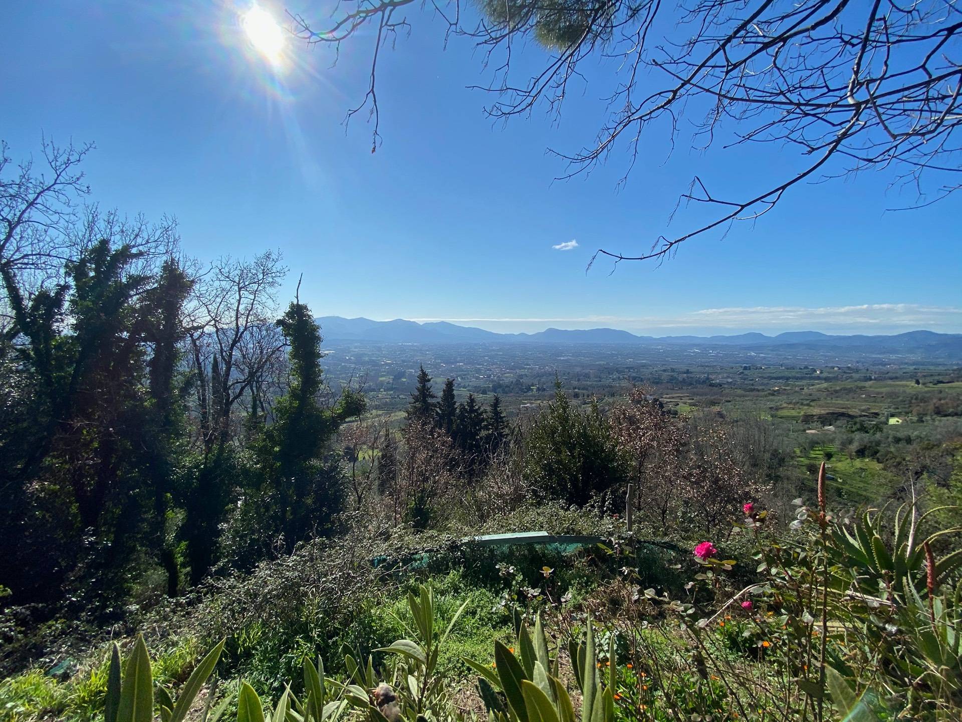 Rustico in vendita a Lucca, Colline