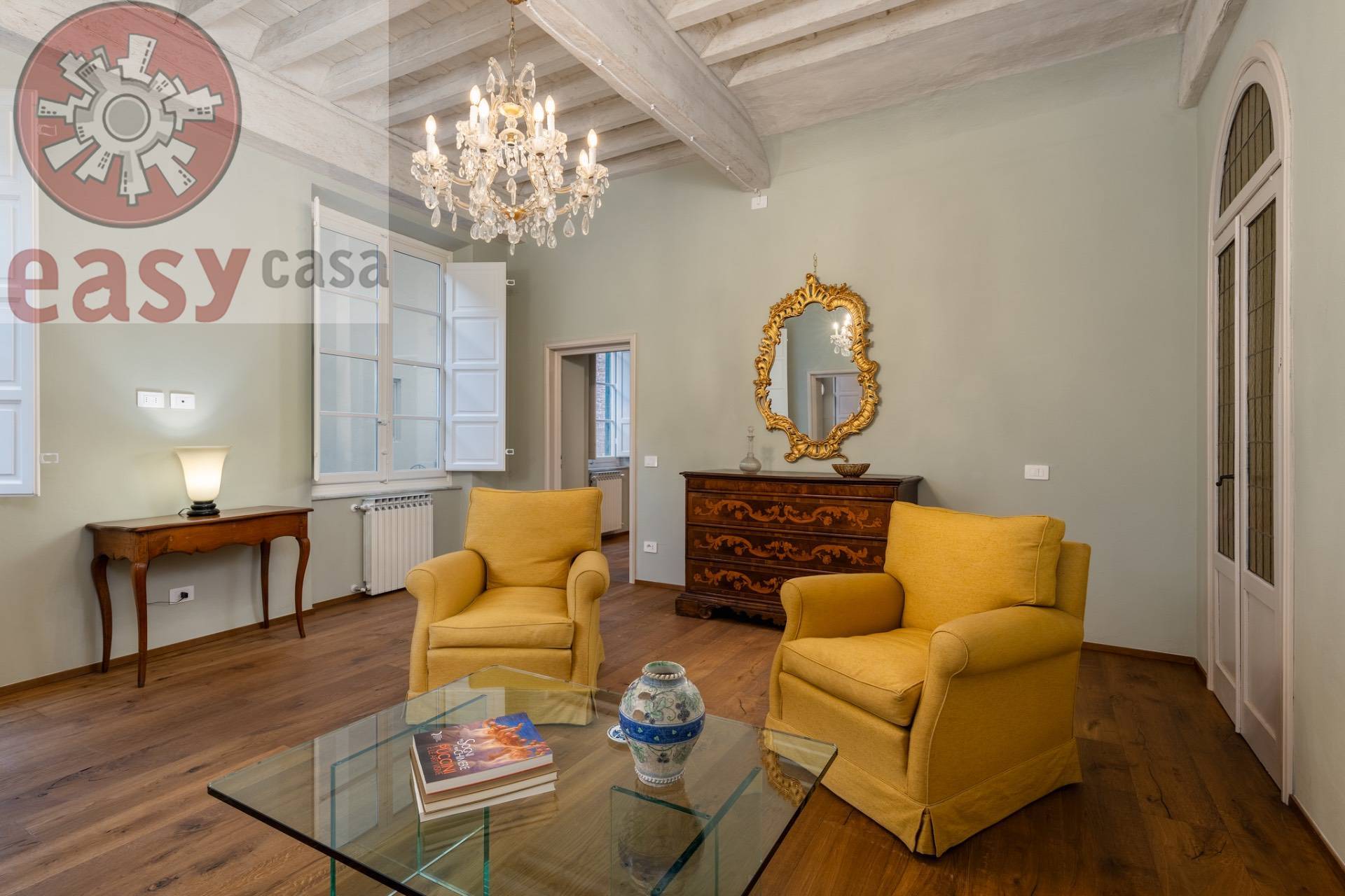 Appartamento in vendita a Lucca, Centro storico