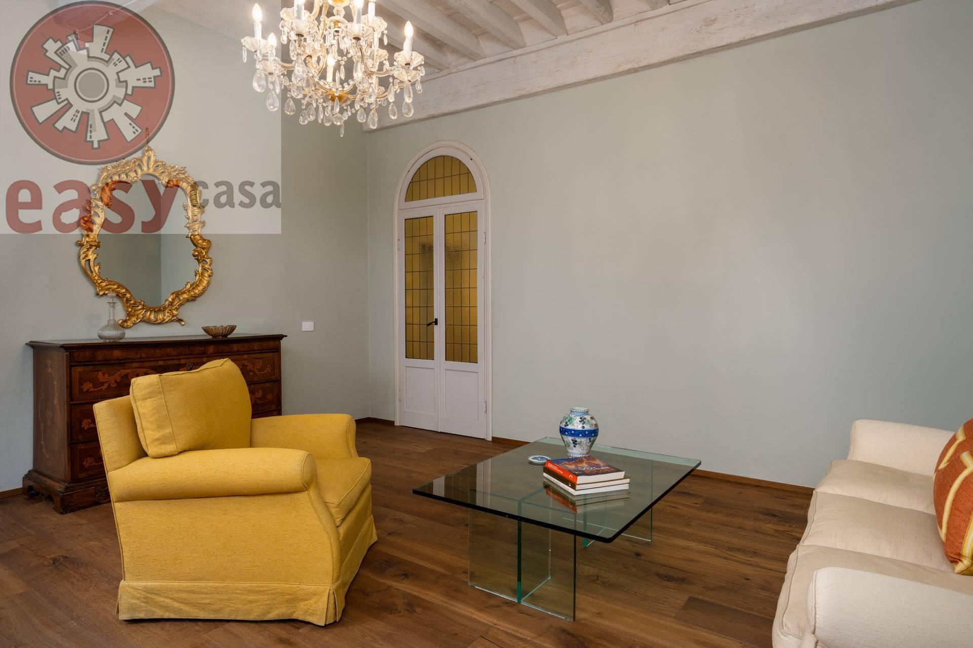 Appartamento in vendita a Lucca, Centro storico