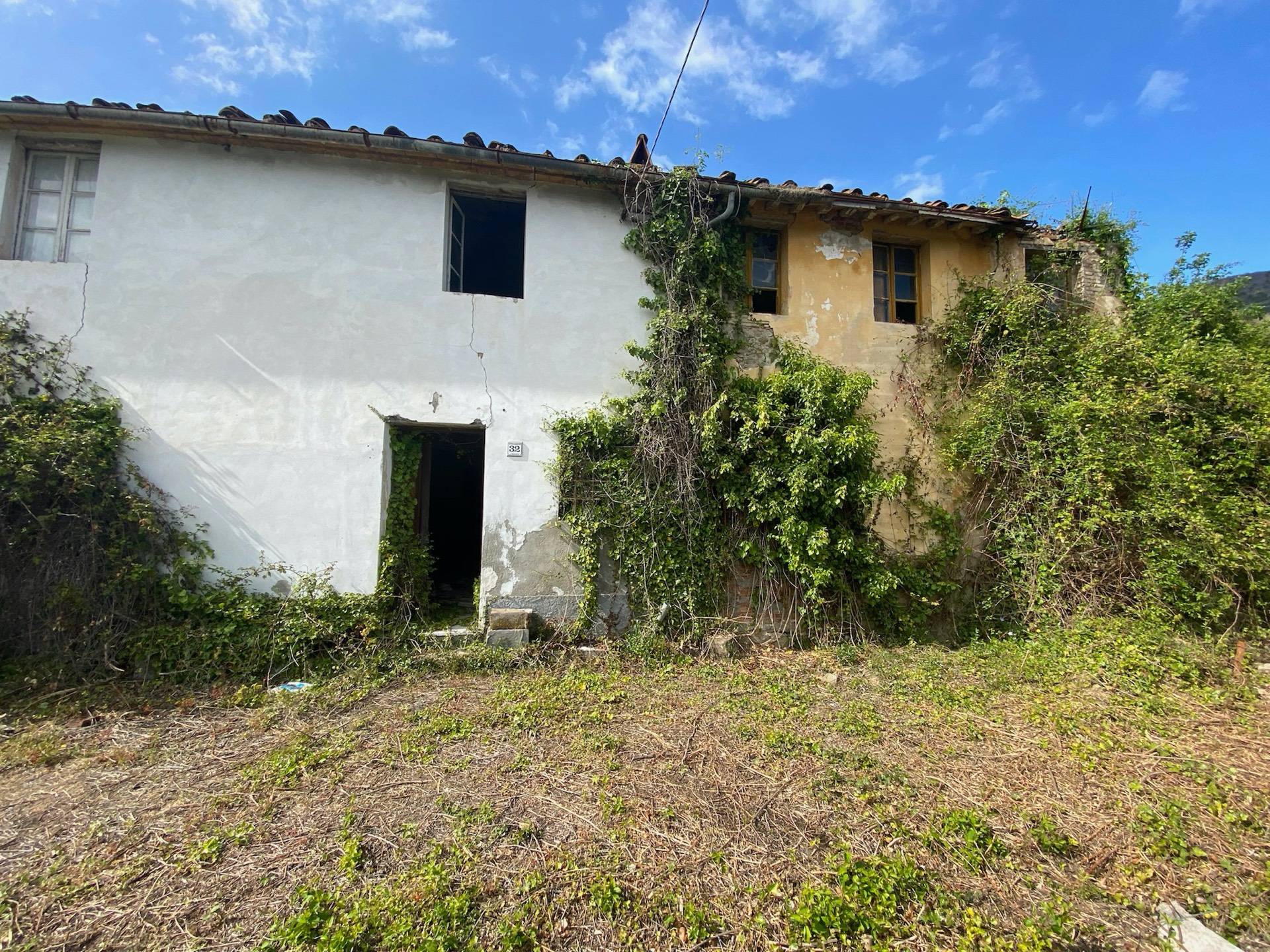 Rustico in vendita a Capannori, Colline nord est