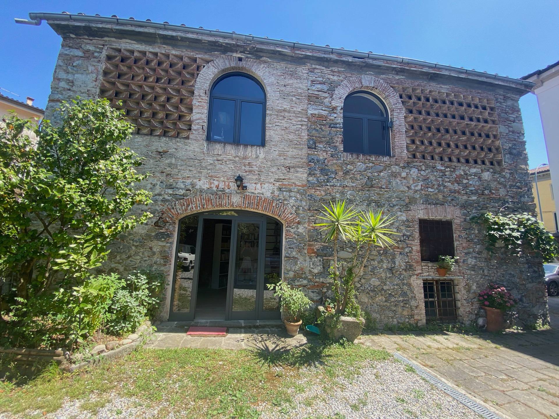 Villa in vendita a Lucca, Ponte a Moriano