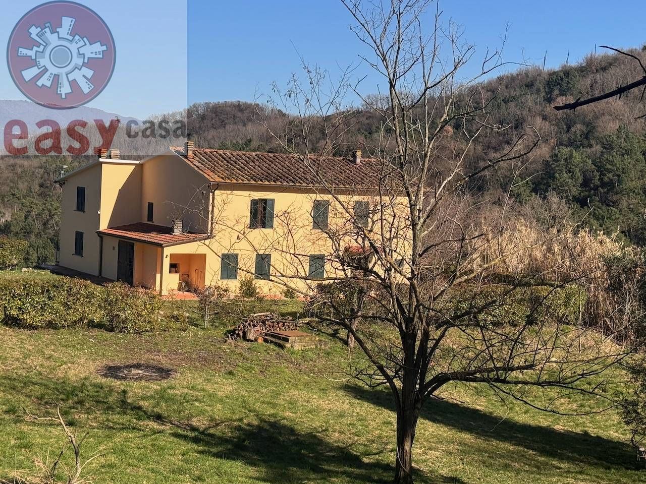 Casale in vendita a Lucca, Nozzano Castello