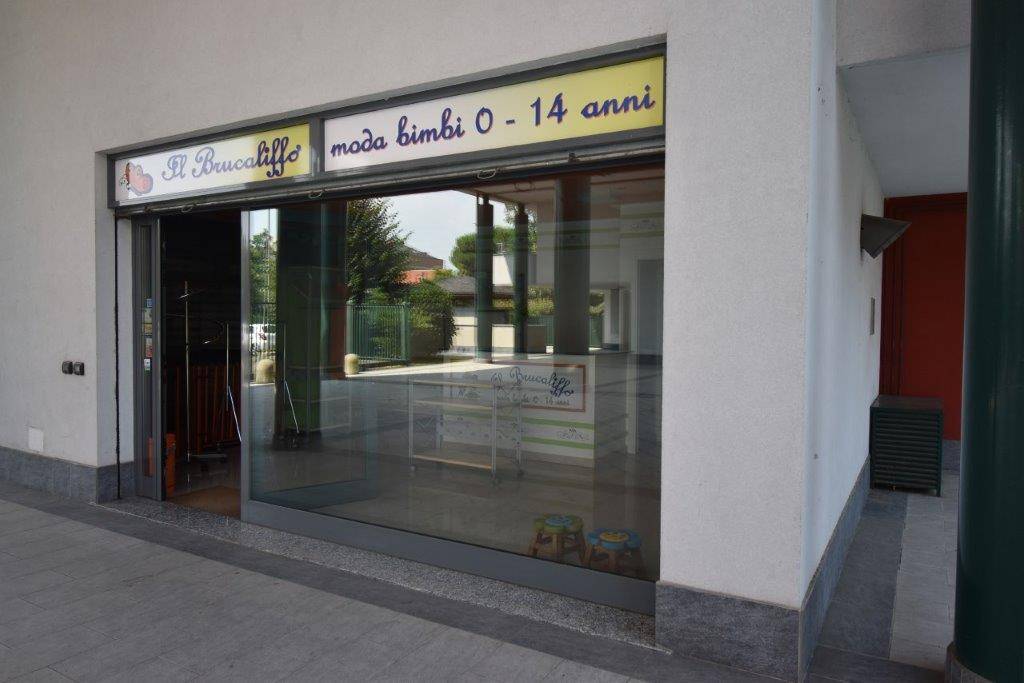 Locale commerciale con box, Legnano ospedale