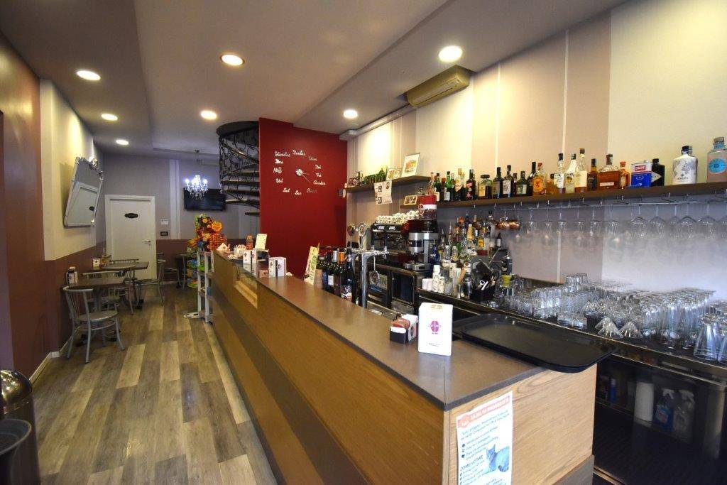 Attivit commerciale in vendita a Castano Primo