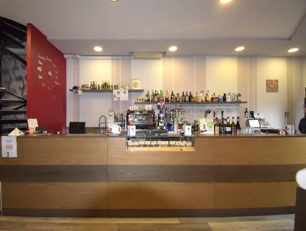 Attivit commerciale in vendita a Castano Primo