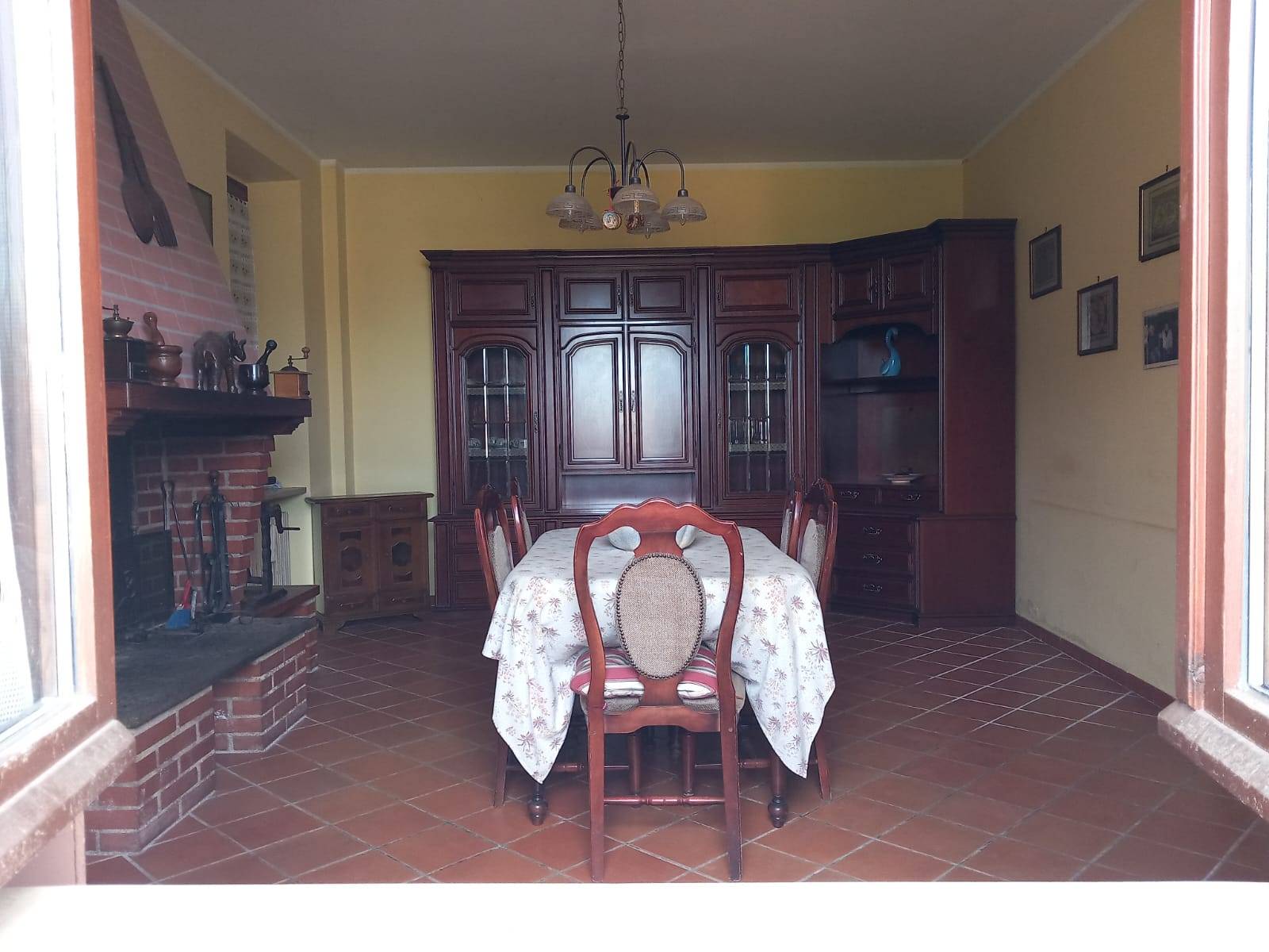 casa semindipendente in vendita a Cadrezzate con Osmate