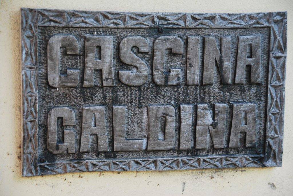 Locale commerciale in vendita a Cameri