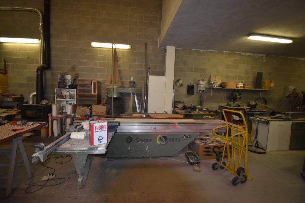 Capannone in vendita a Legnano