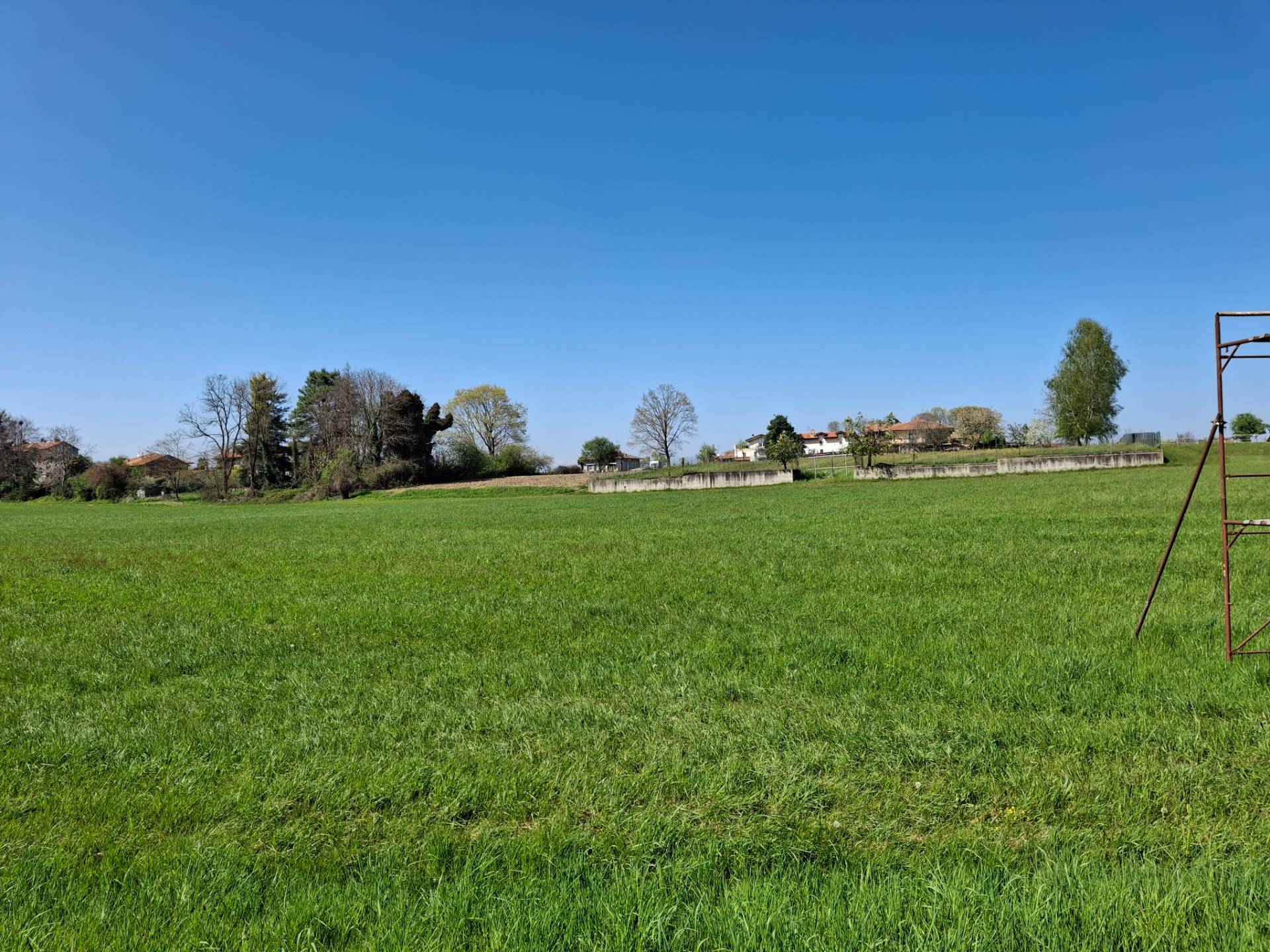 Terreno edificabile in vendita a Divignano