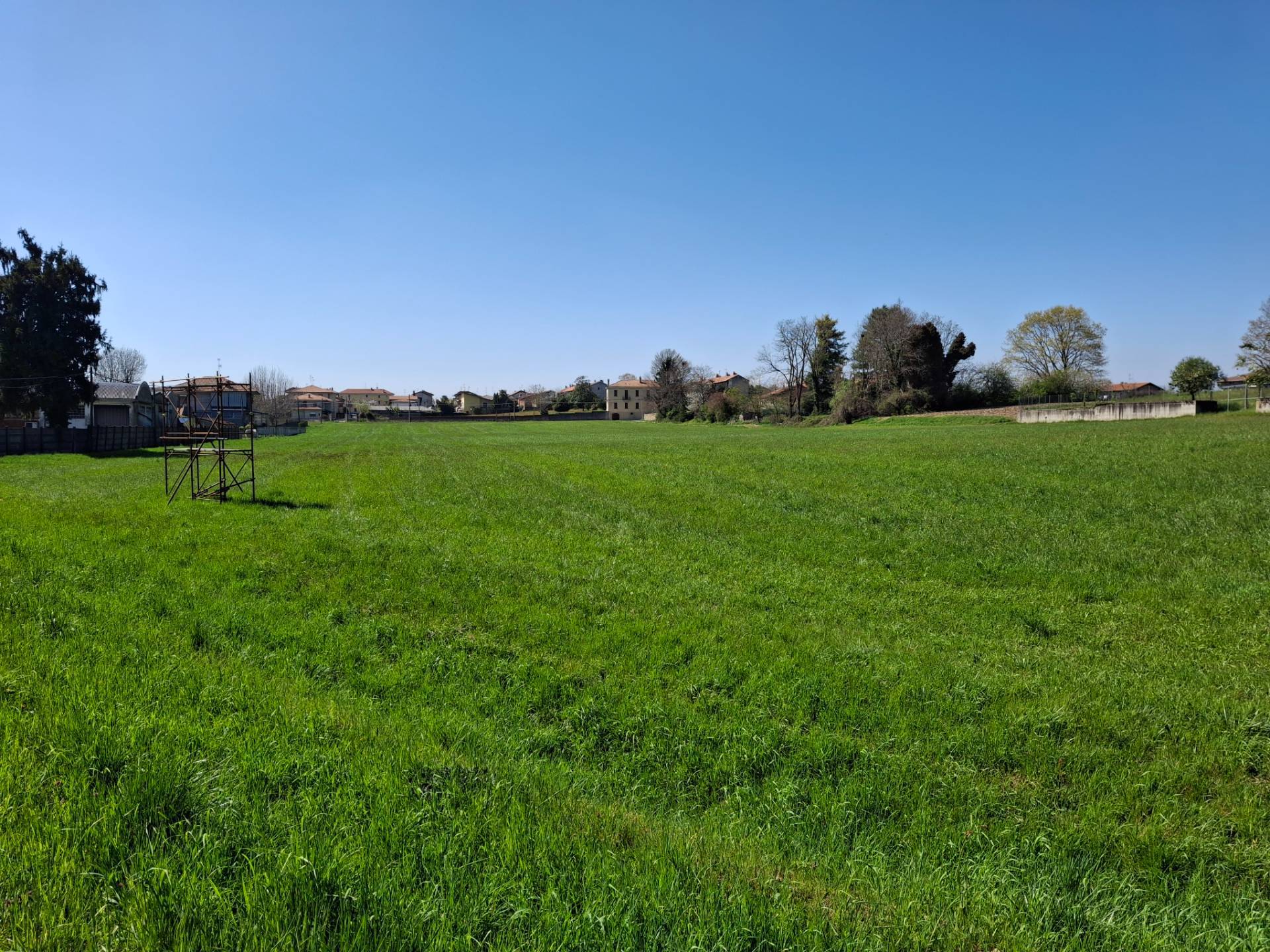 Terreno edificabile in vendita a Divignano