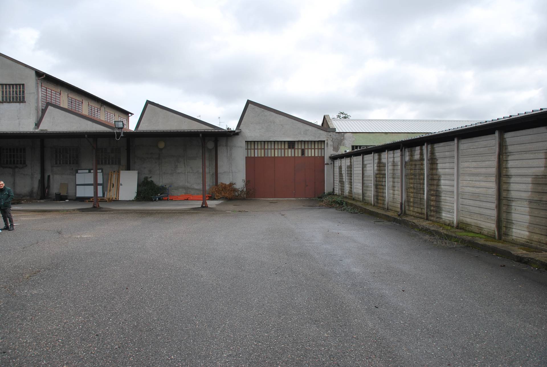 Capannone in vendita a Legnano, Sabotino