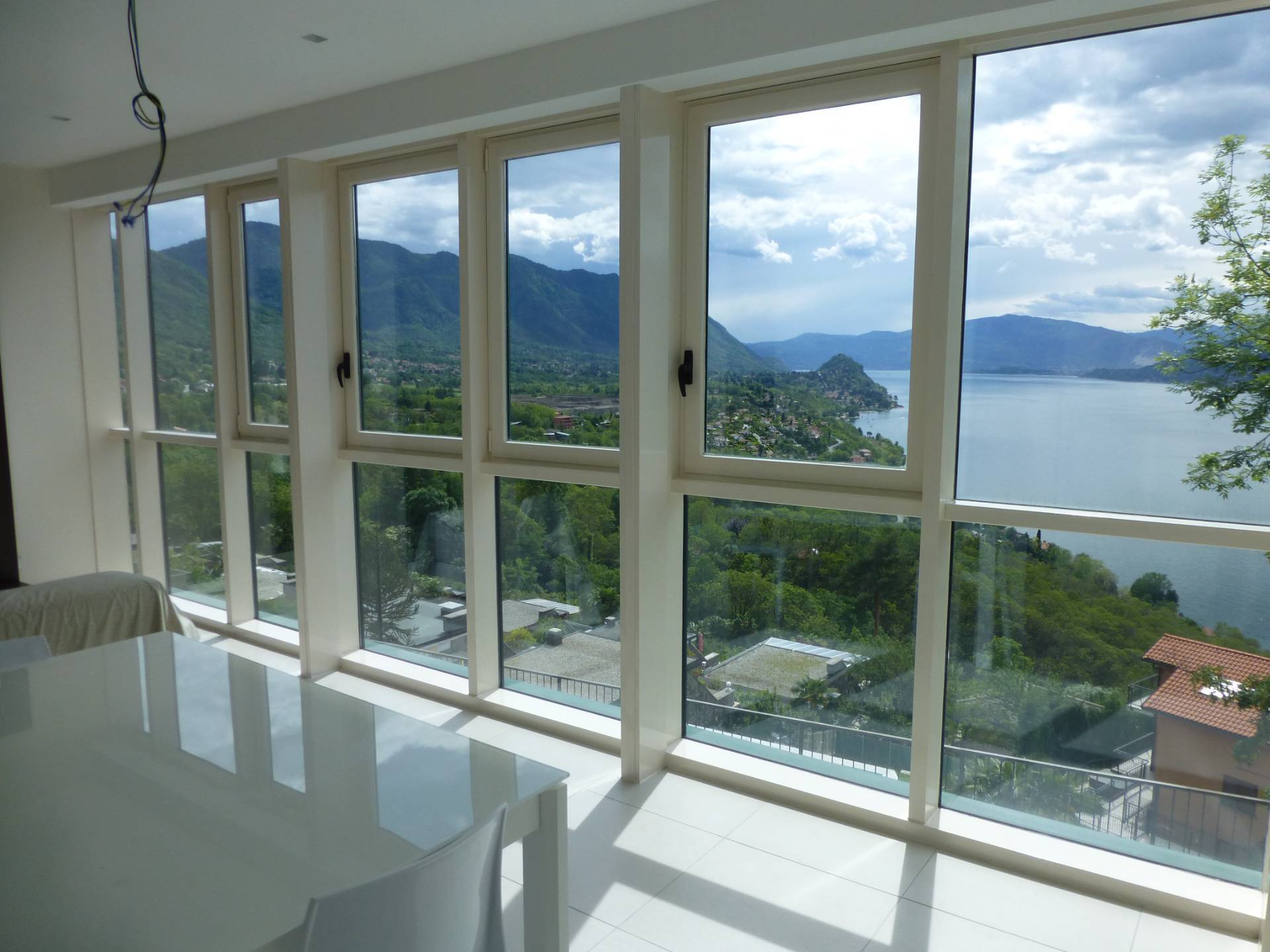 Appartamento in vendita a Luino