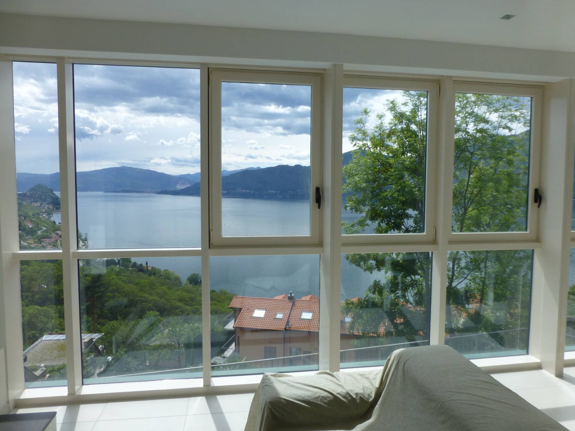 Appartamento in vendita a Luino