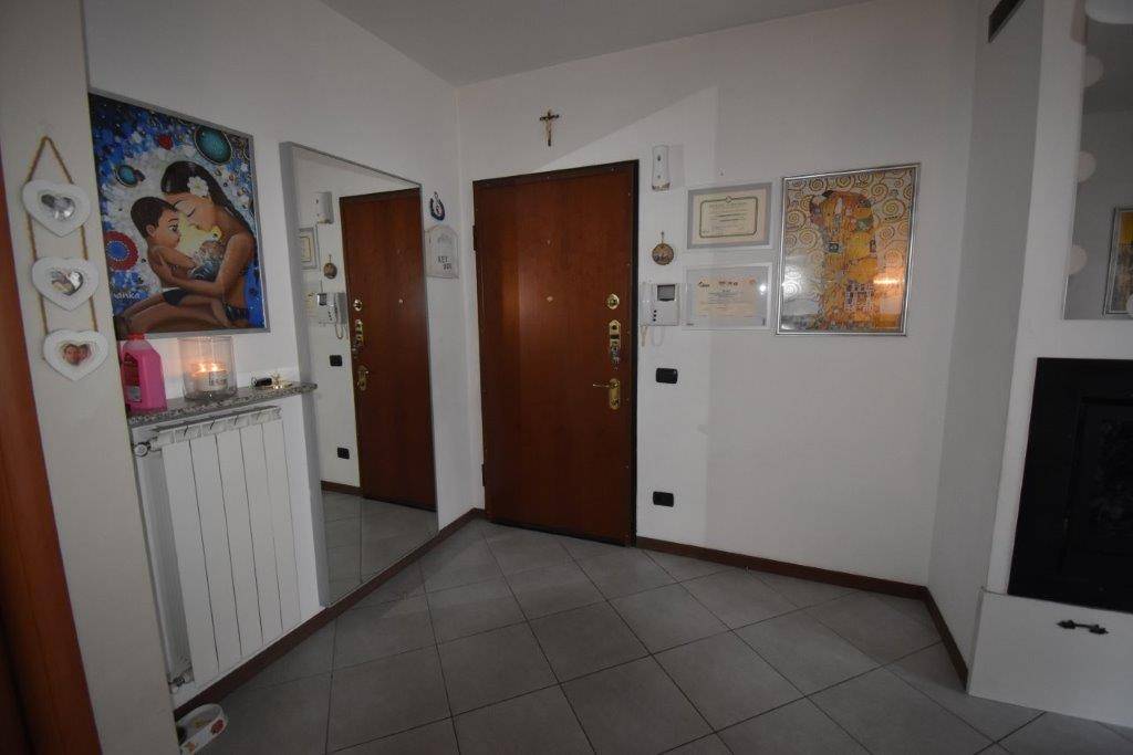 Appartamento in vendita a Gemonio