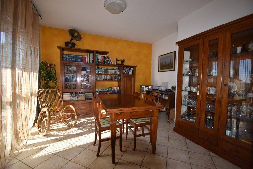 Casa singola in vendita a Brebbia