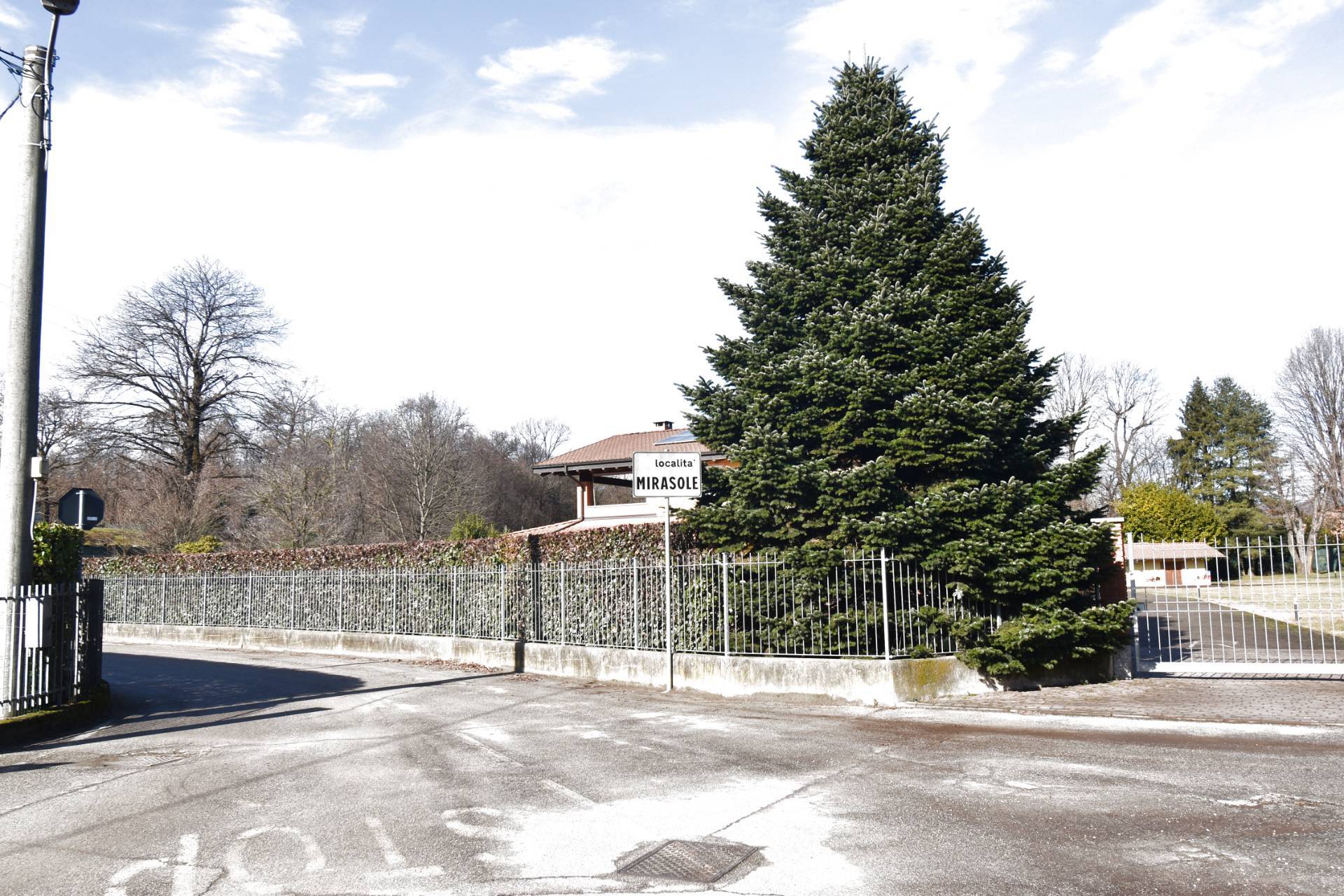 Casa singola in vendita a Brebbia