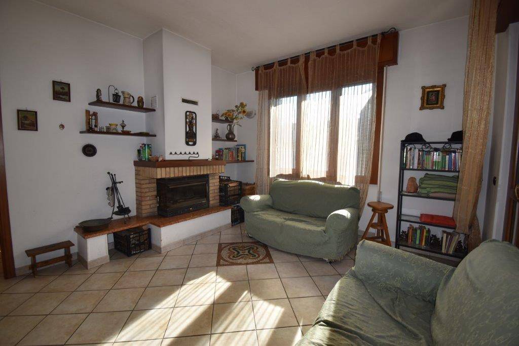 Casa singola in vendita a Brebbia