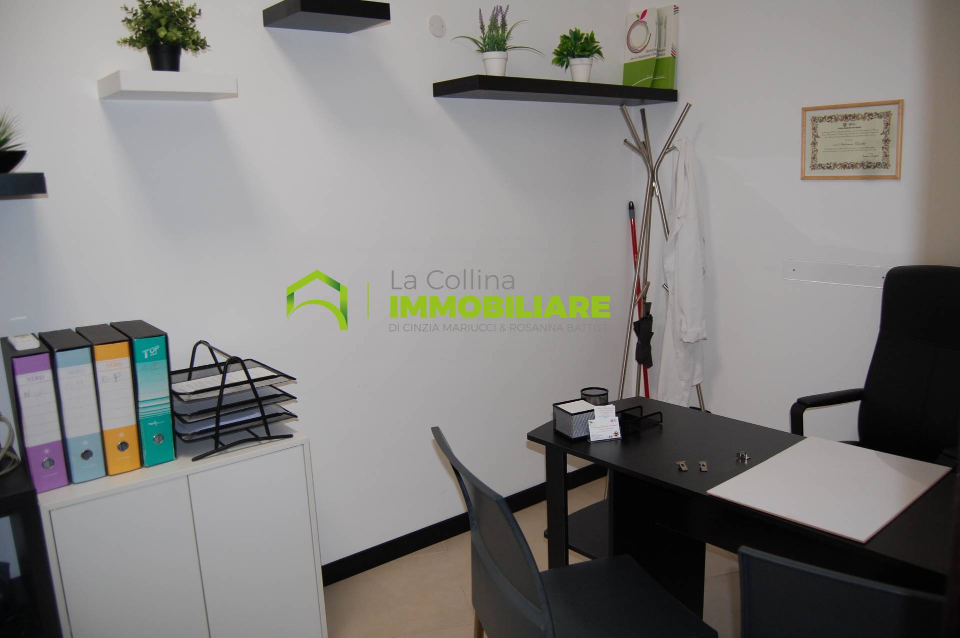 Locale commerciale in affitto a Cisterna di Latina