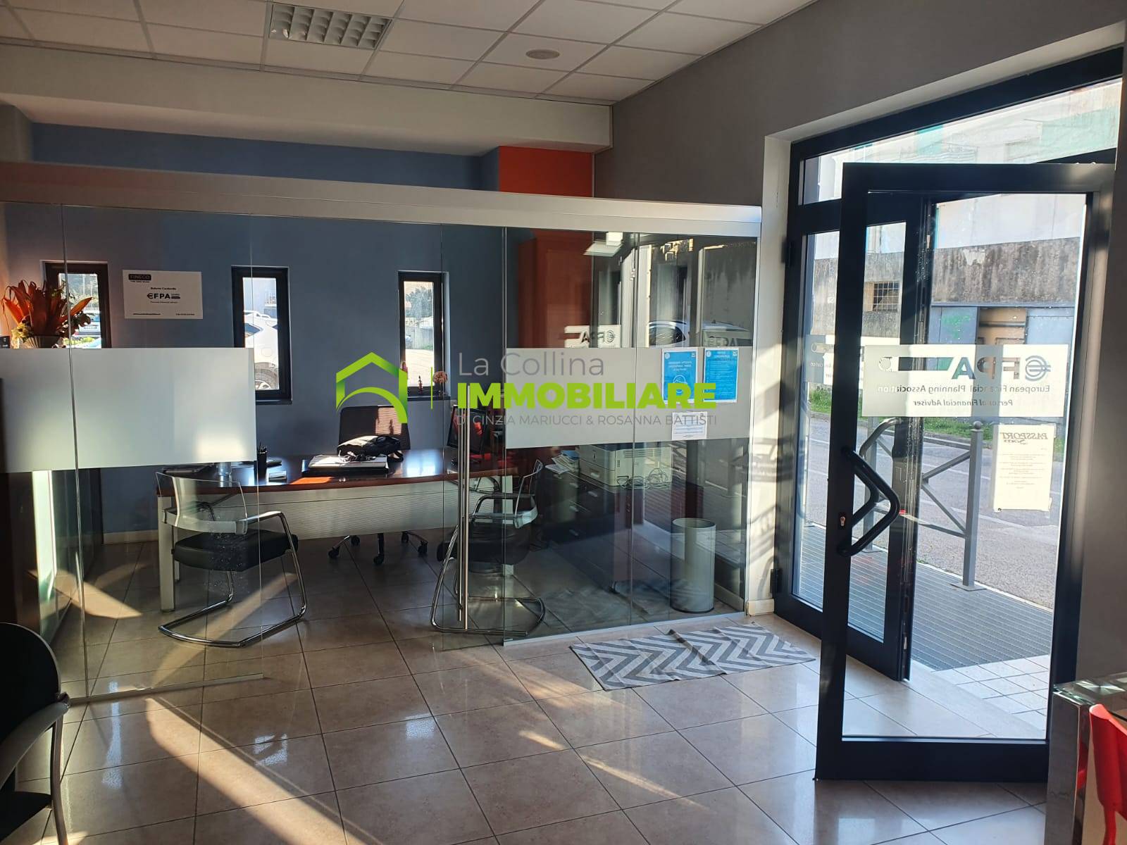 Locale commerciale in vendita a Cisterna di Latina