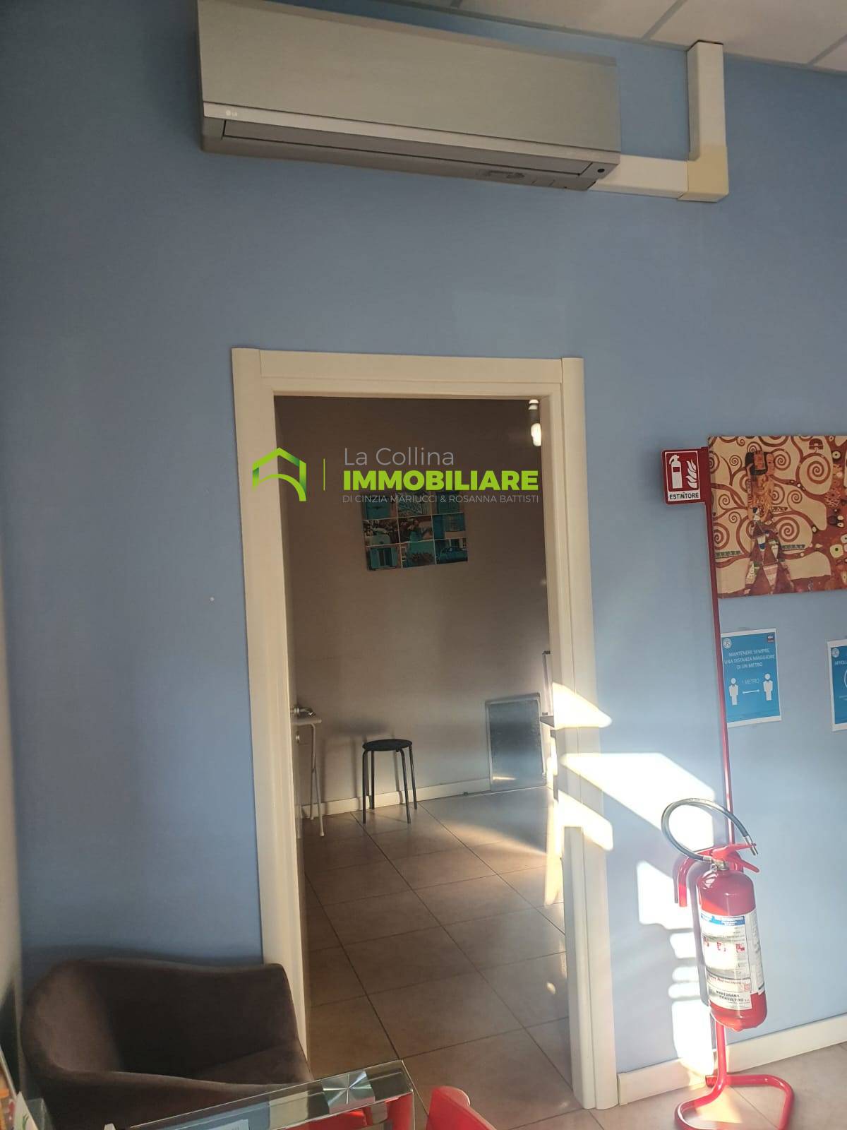 Locale commerciale in vendita a Cisterna di Latina