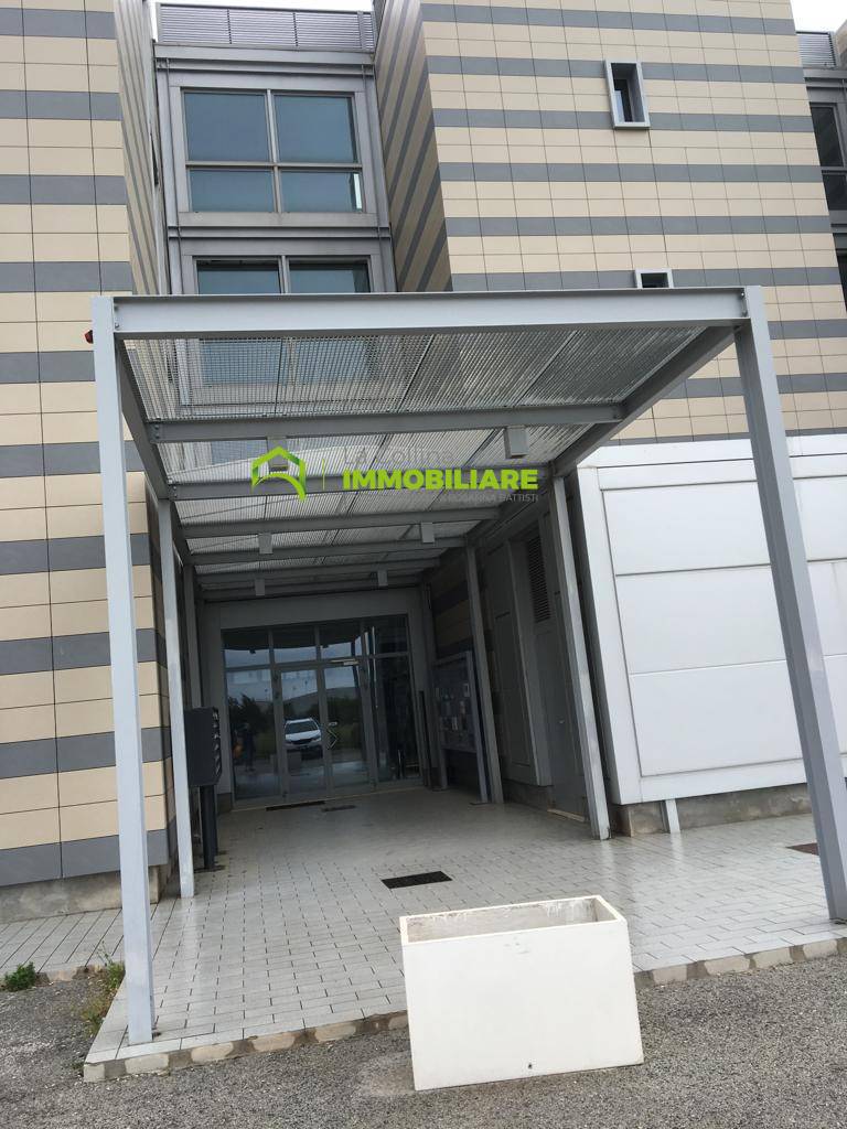 Studio/Ufficio in vendita a Cisterna di Latina