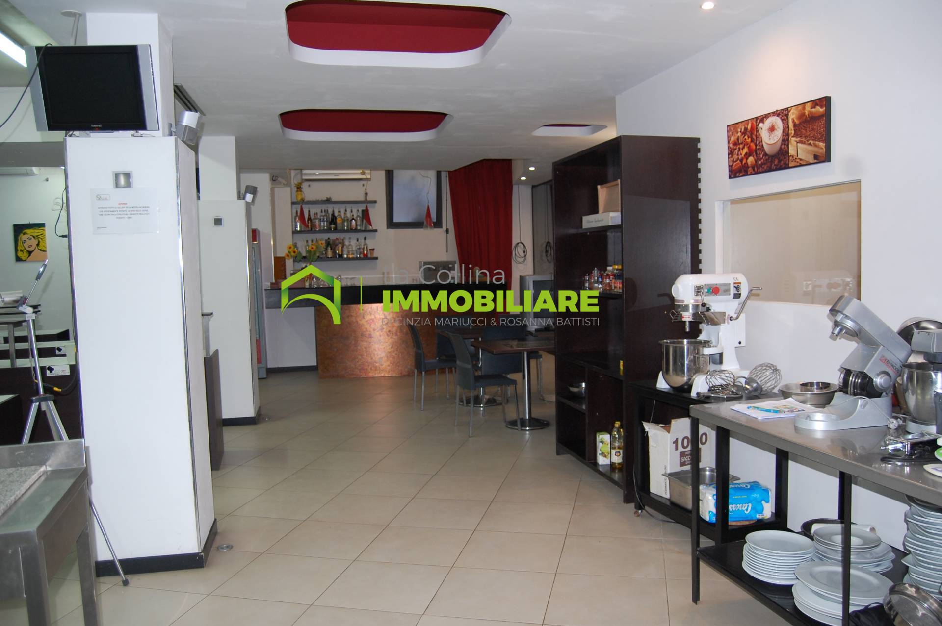 Locale commerciale in affitto a Cisterna di Latina