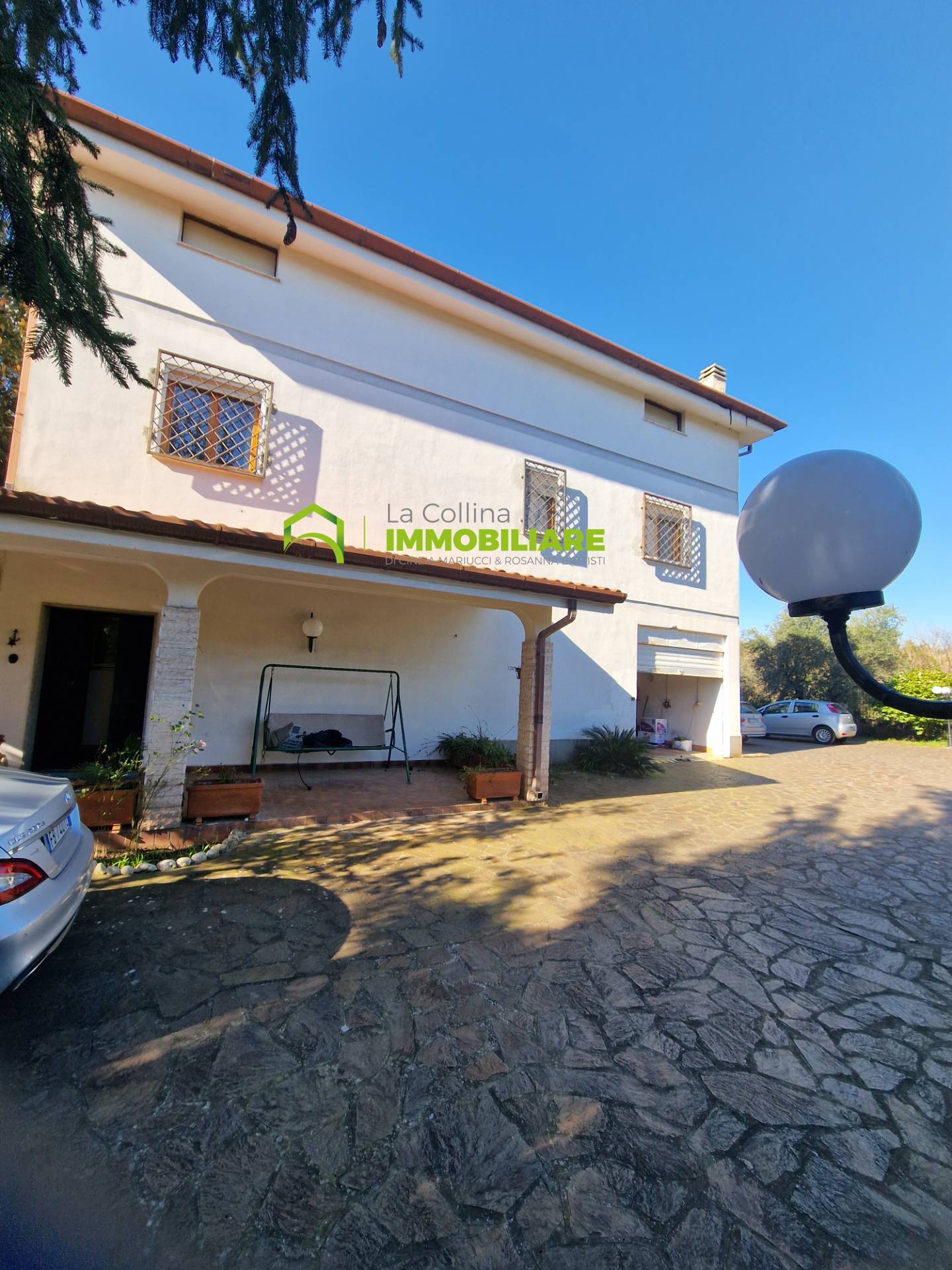 villa con terreno in vendita a Velletri