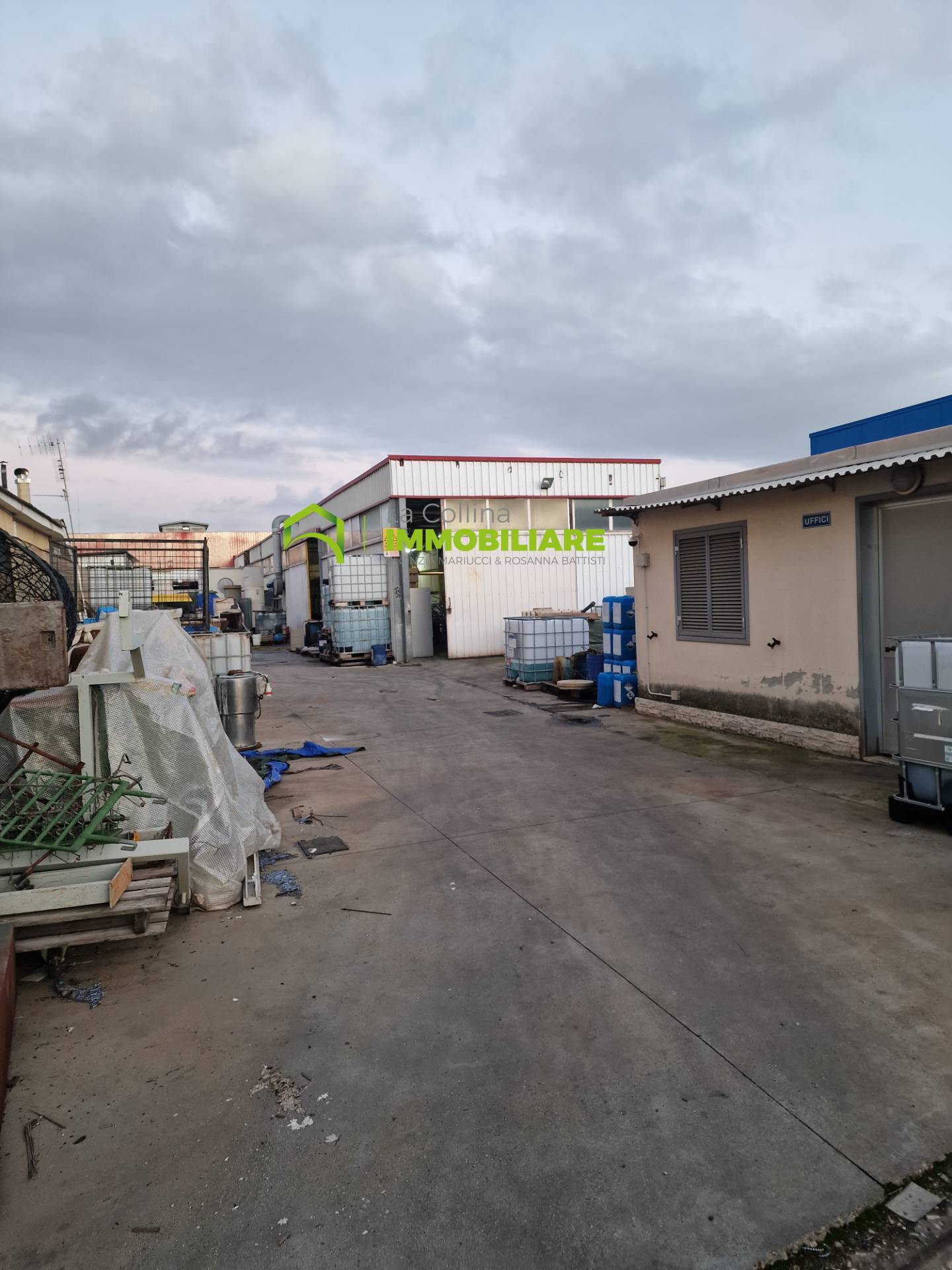 Capannone Artigianale in vendita a Cisterna di Latina