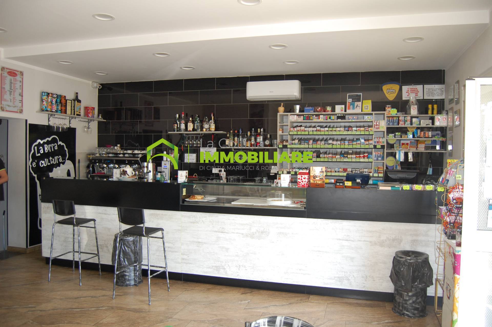 Attivit commerciale in vendita a Velletri