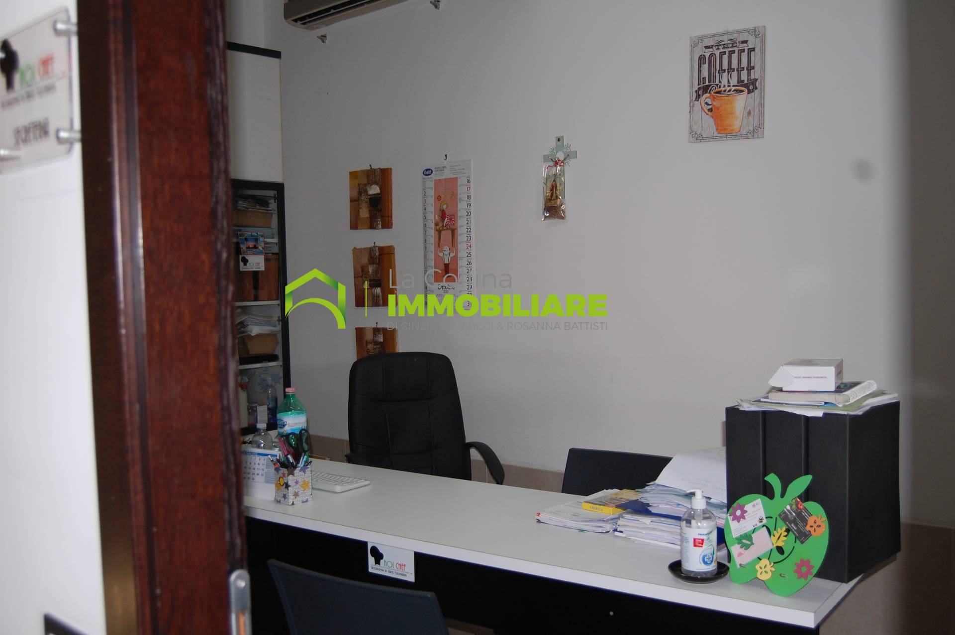 Locale commerciale in affitto a Cisterna di Latina