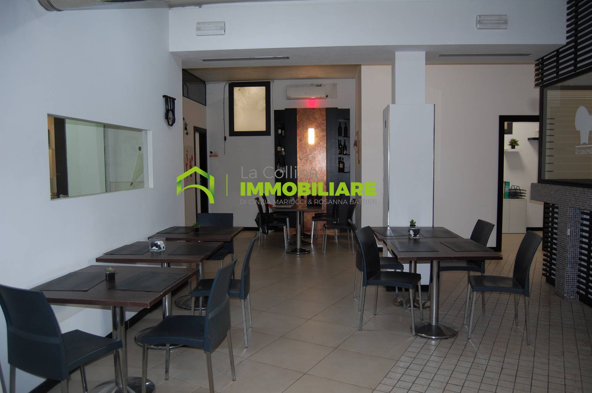 Locale commerciale in affitto a Cisterna di Latina