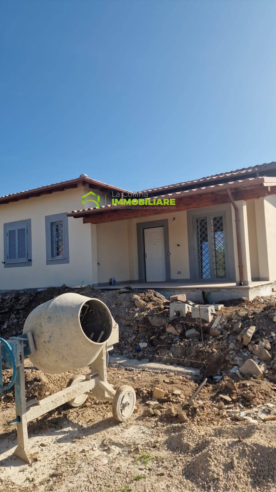 villa trifamiliare in vendita a Velletri