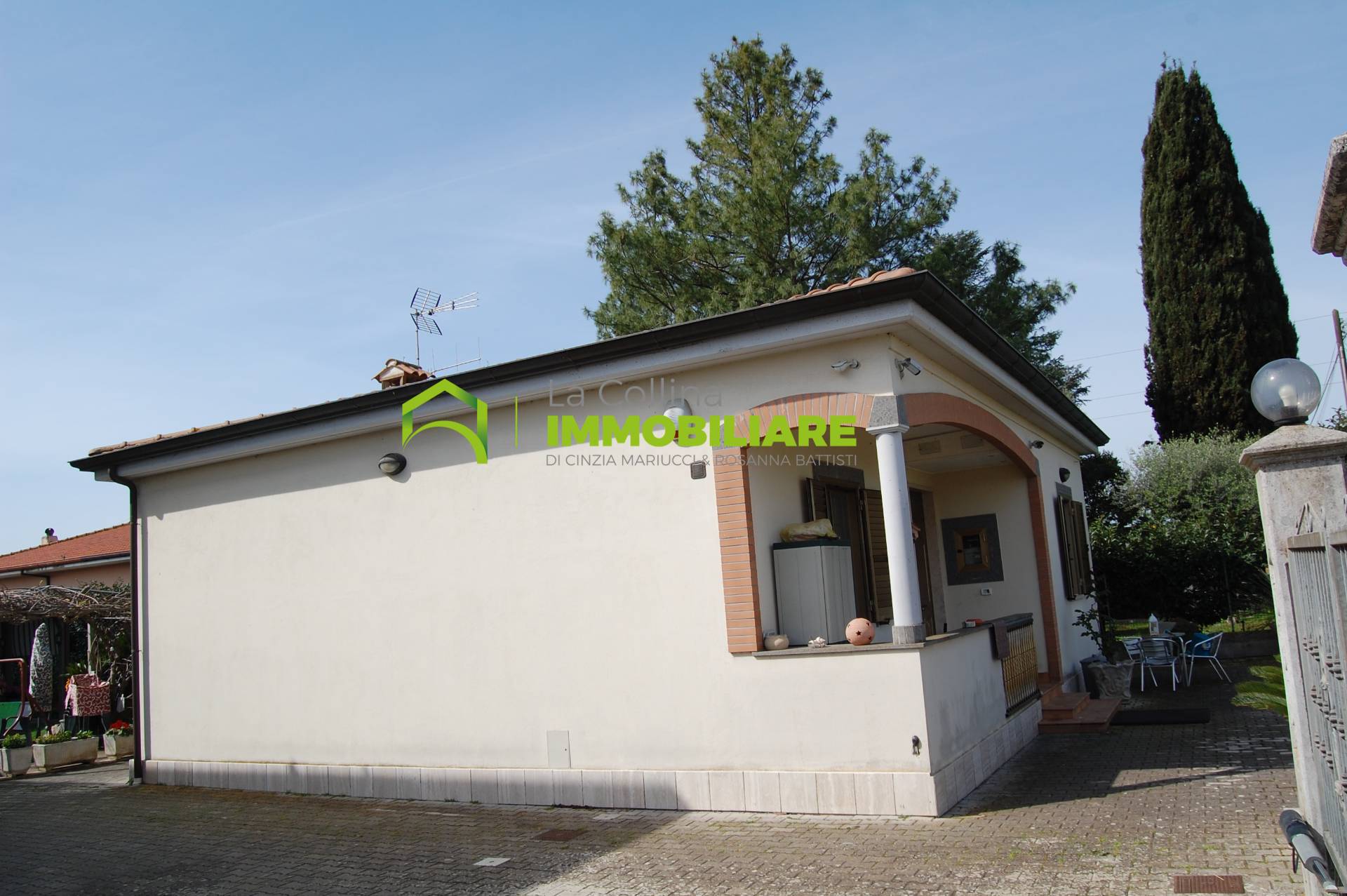 Villa in vendita a Cisterna di Latina