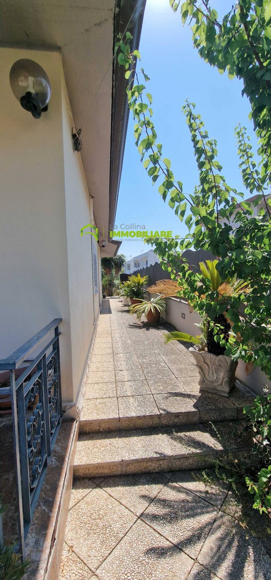 Villa in vendita a Cisterna di Latina
