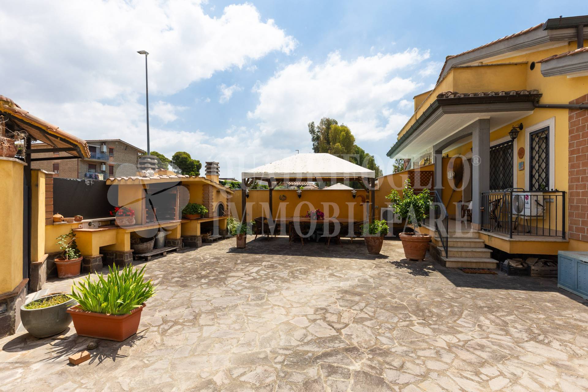 Villetta bifamiliare in vendita a Roma, Acilia