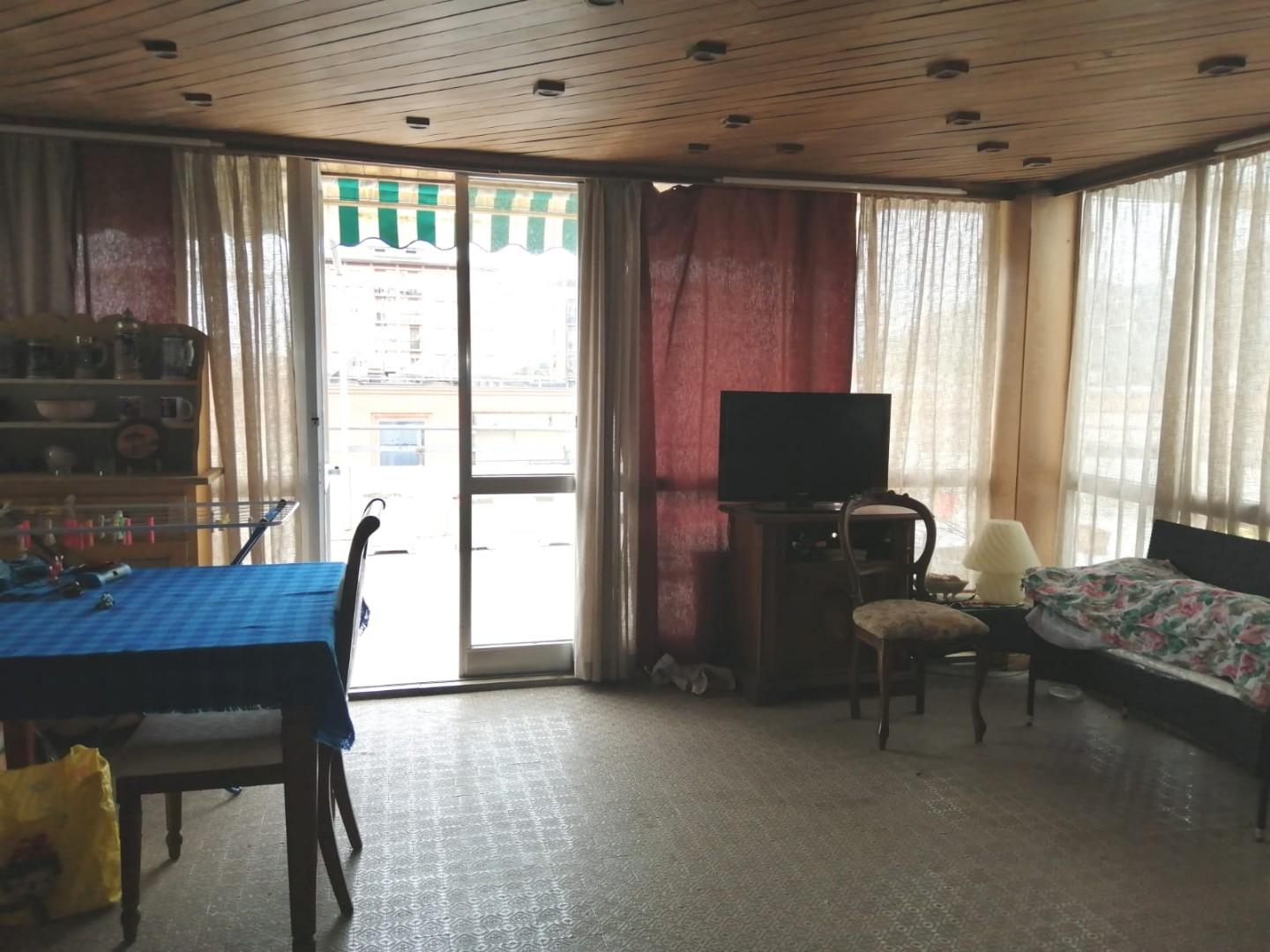 Attico con terrazzo a Cascina