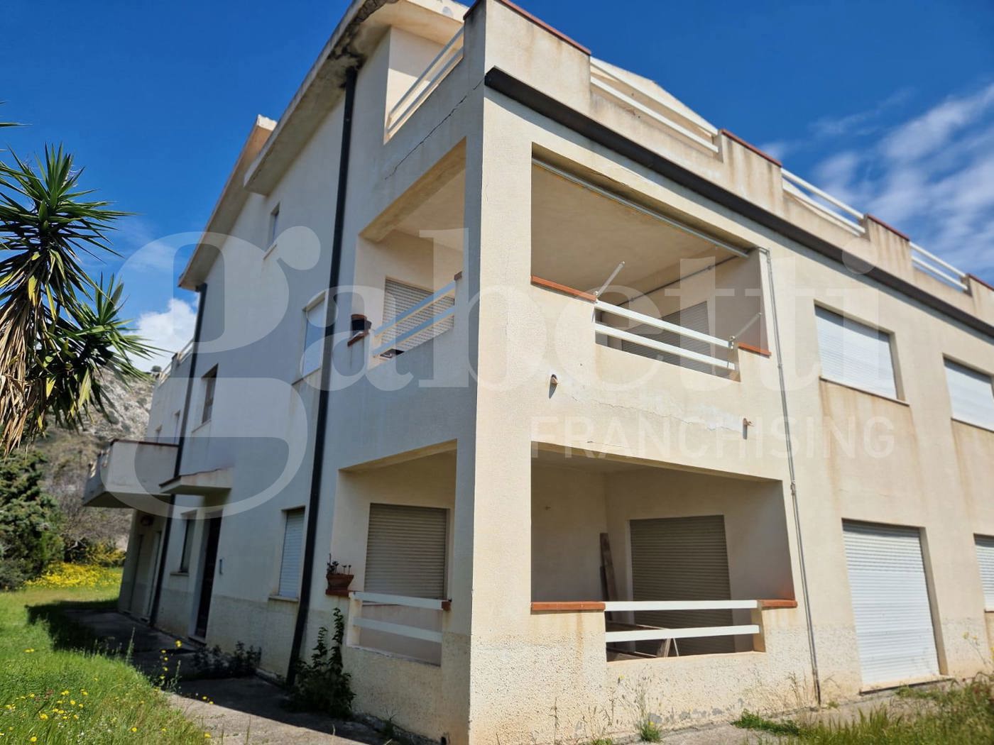 Villa da ristrutturare a Bova Marina