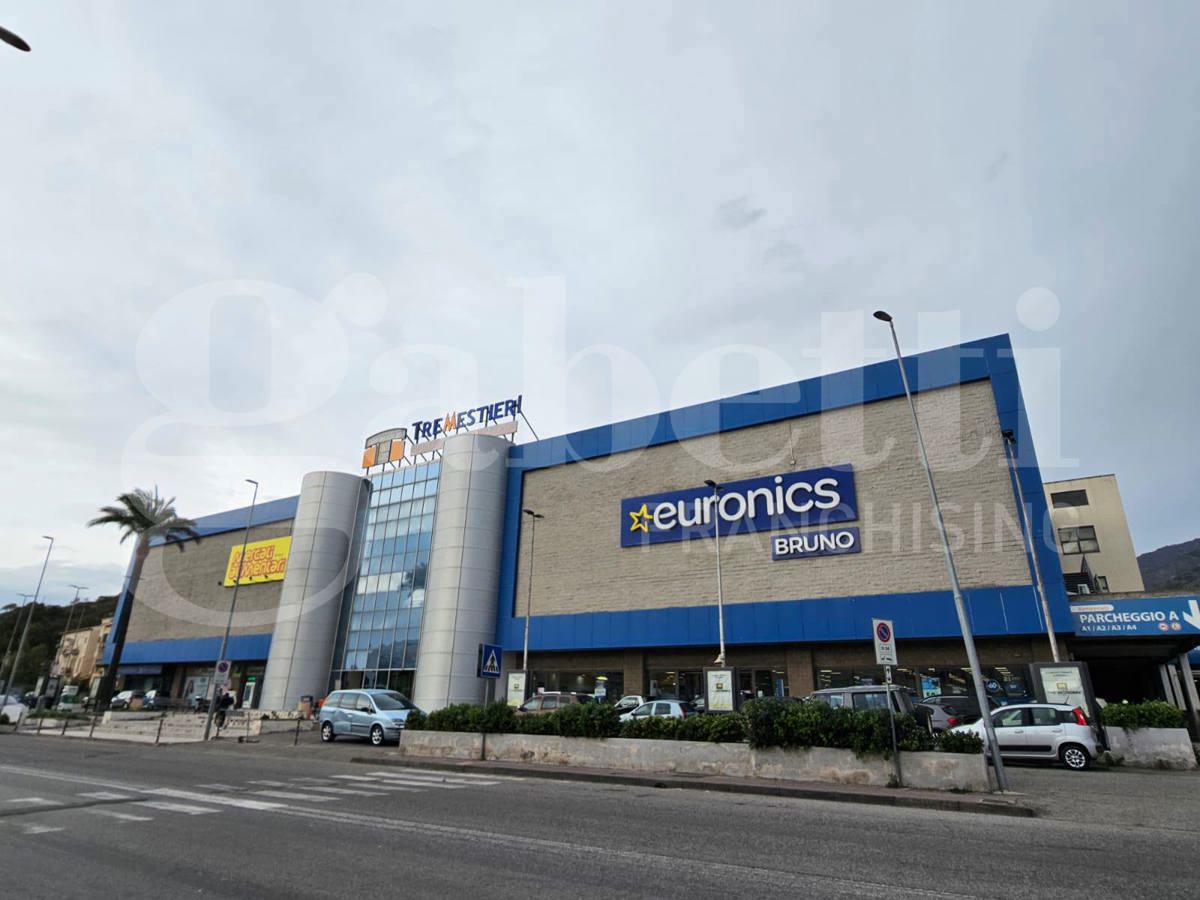 Negozio in vendita a Messina