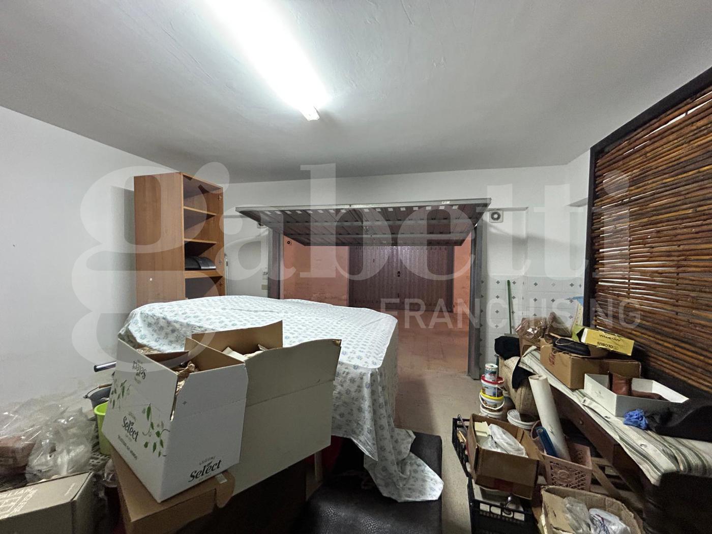 Box/Garage 28mq in vendita a Torregrotta