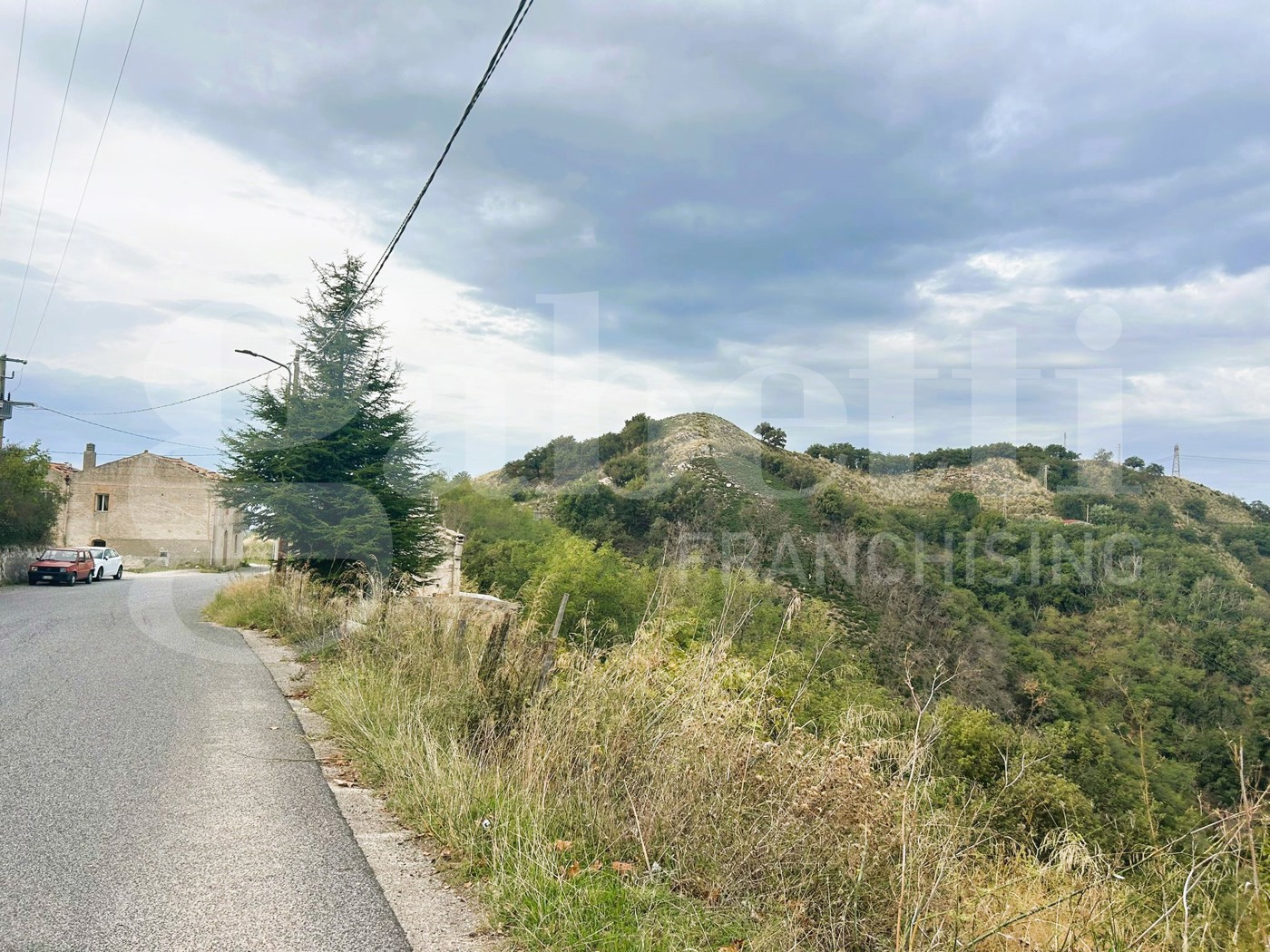 Casa indipendente con giardino a Rometta