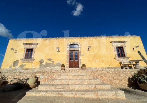Rustico in vendita a Santa Croce Camerina