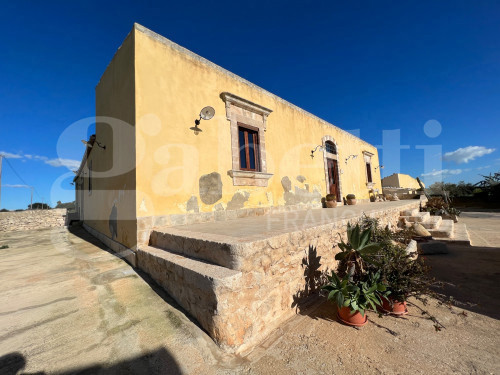 Rustico in vendita a Santa Croce Camerina