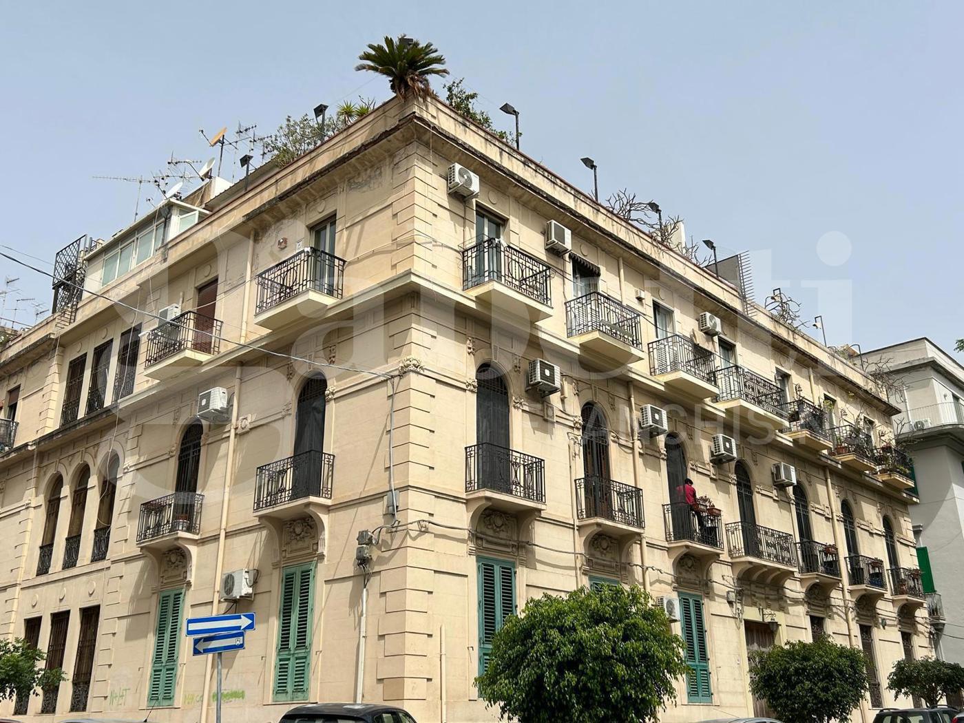 Magazzino in vendita a Messina