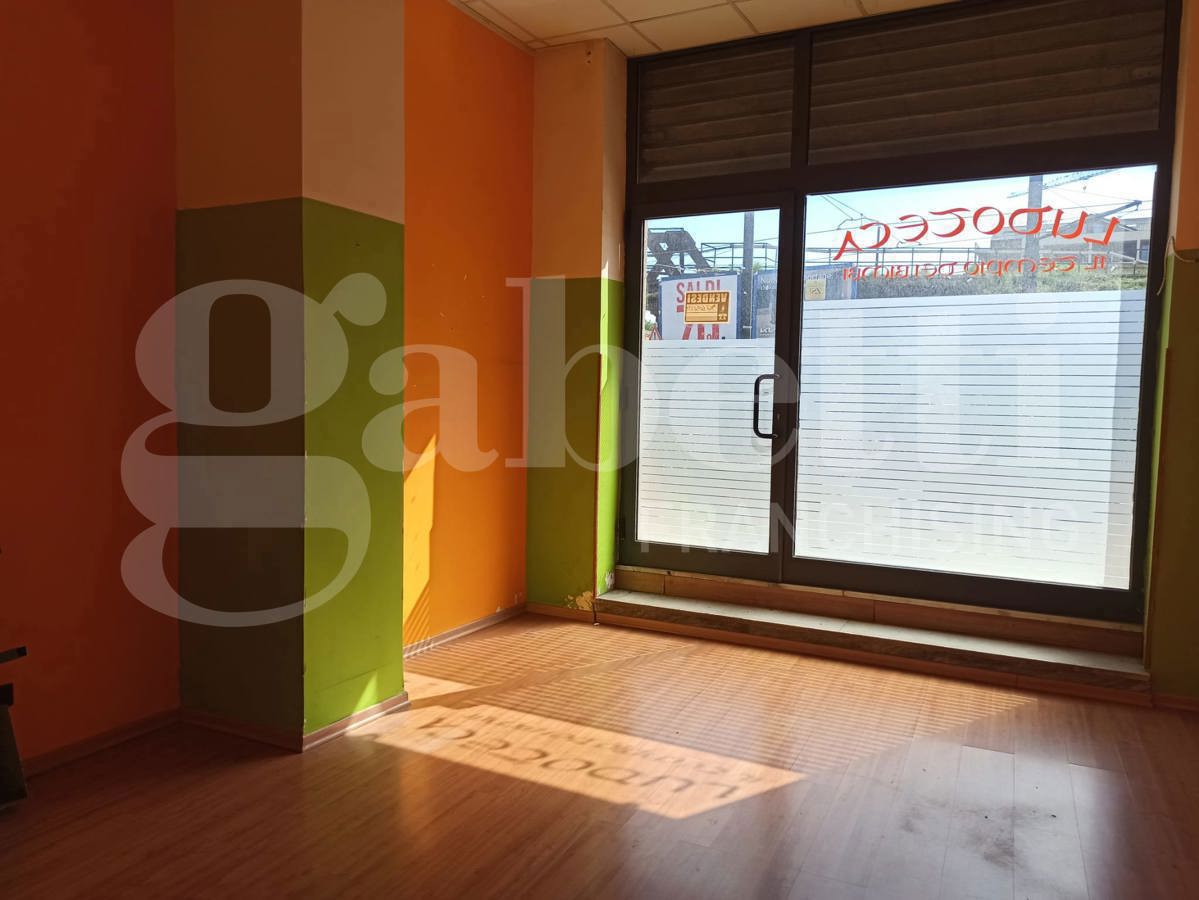 Negozio in vendita a Messina