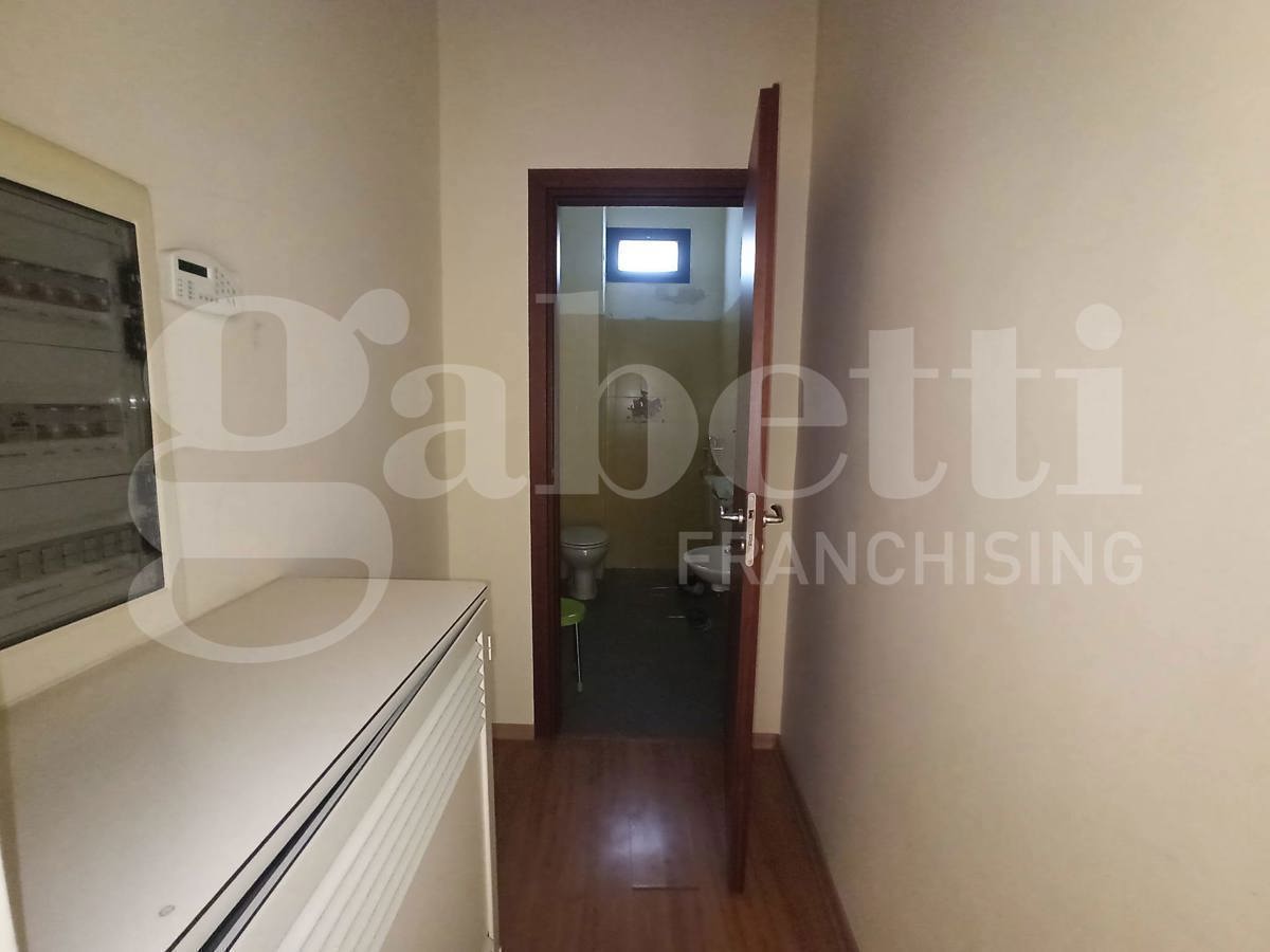 Negozio in vendita a Messina