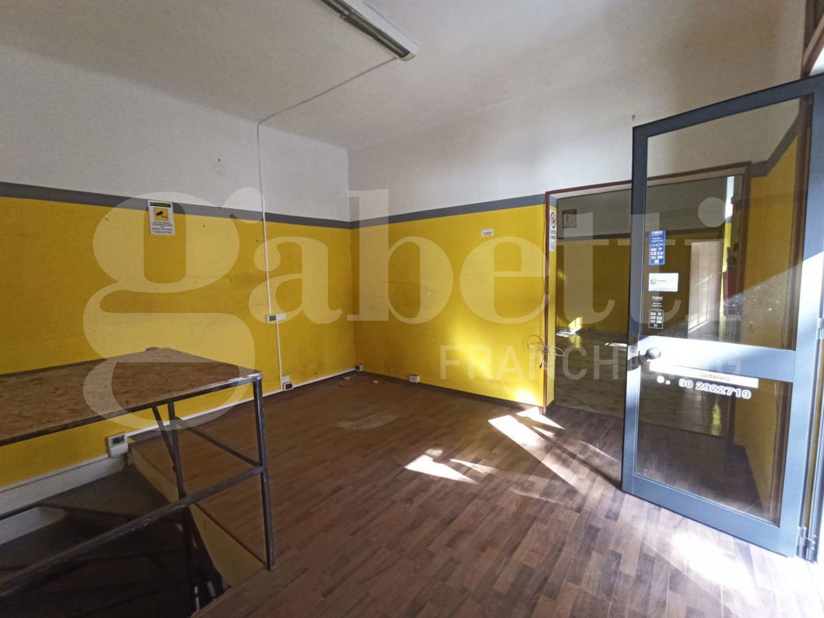 Negozio in vendita a Messina